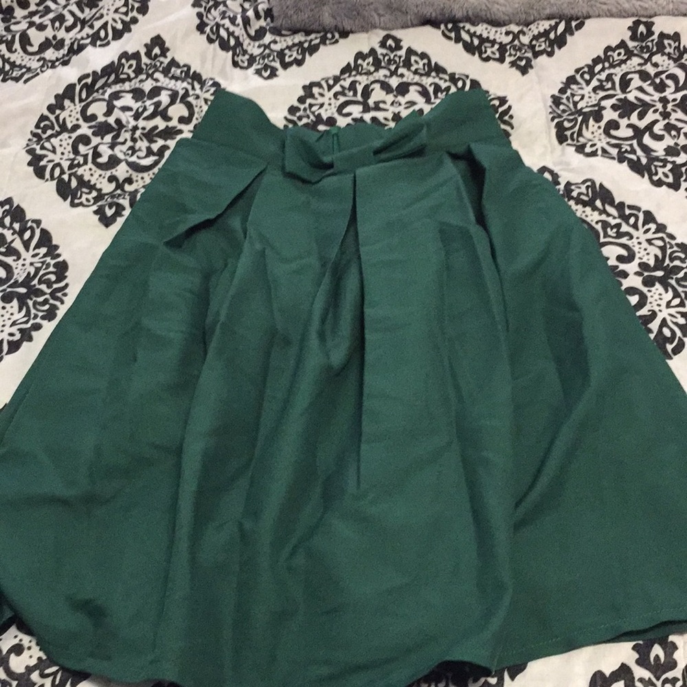 Green vintage inspired skirt